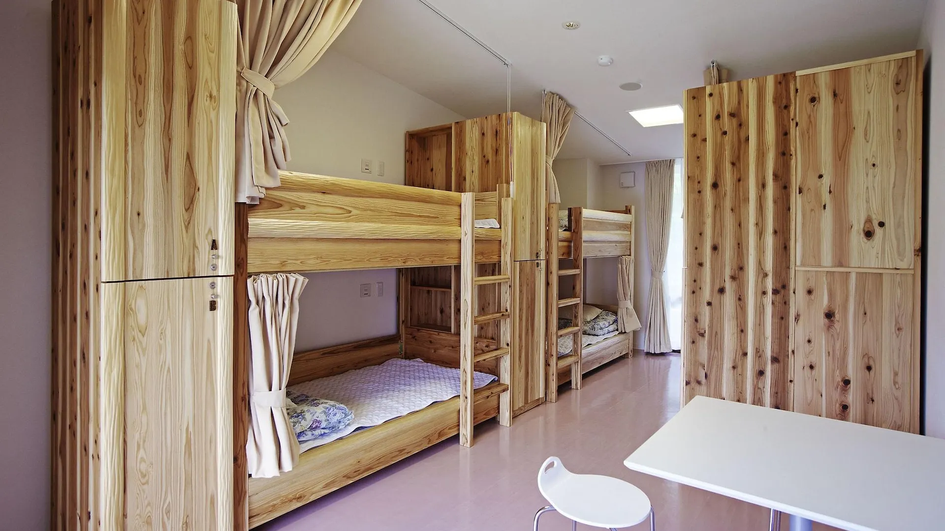 Kyoto Utano Youth Hostel יפן